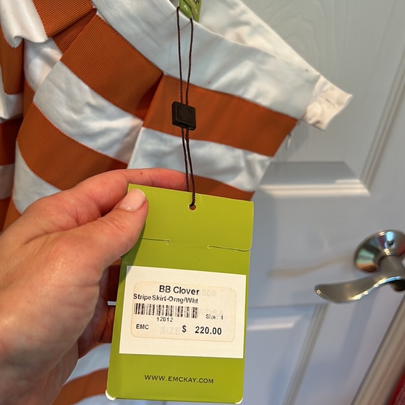 ELIZABETH MCKAY SKIRT. BRAND NEW WITH TAGS. SIZE 4 - Picture 5 of 5